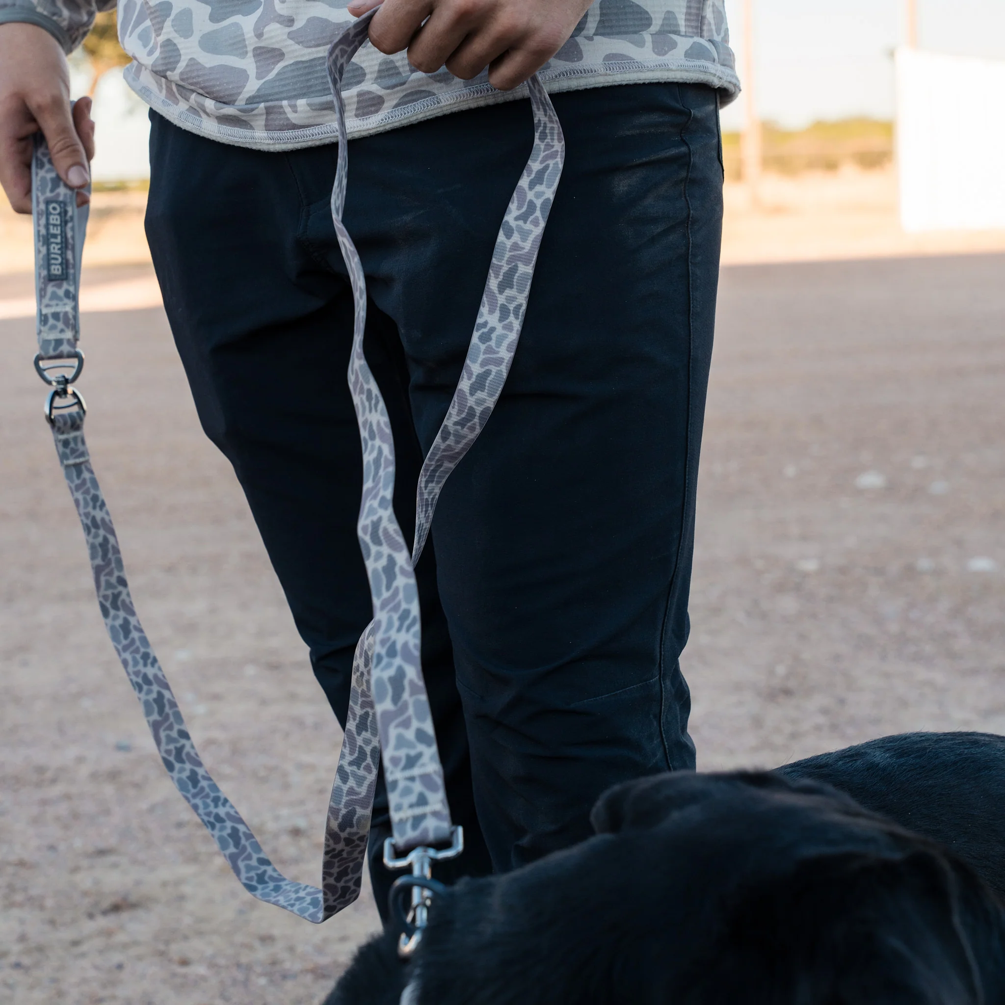 1097-dog-leash-classic-deer-camo-2.webp Dog Leash - Classic Deer Camo