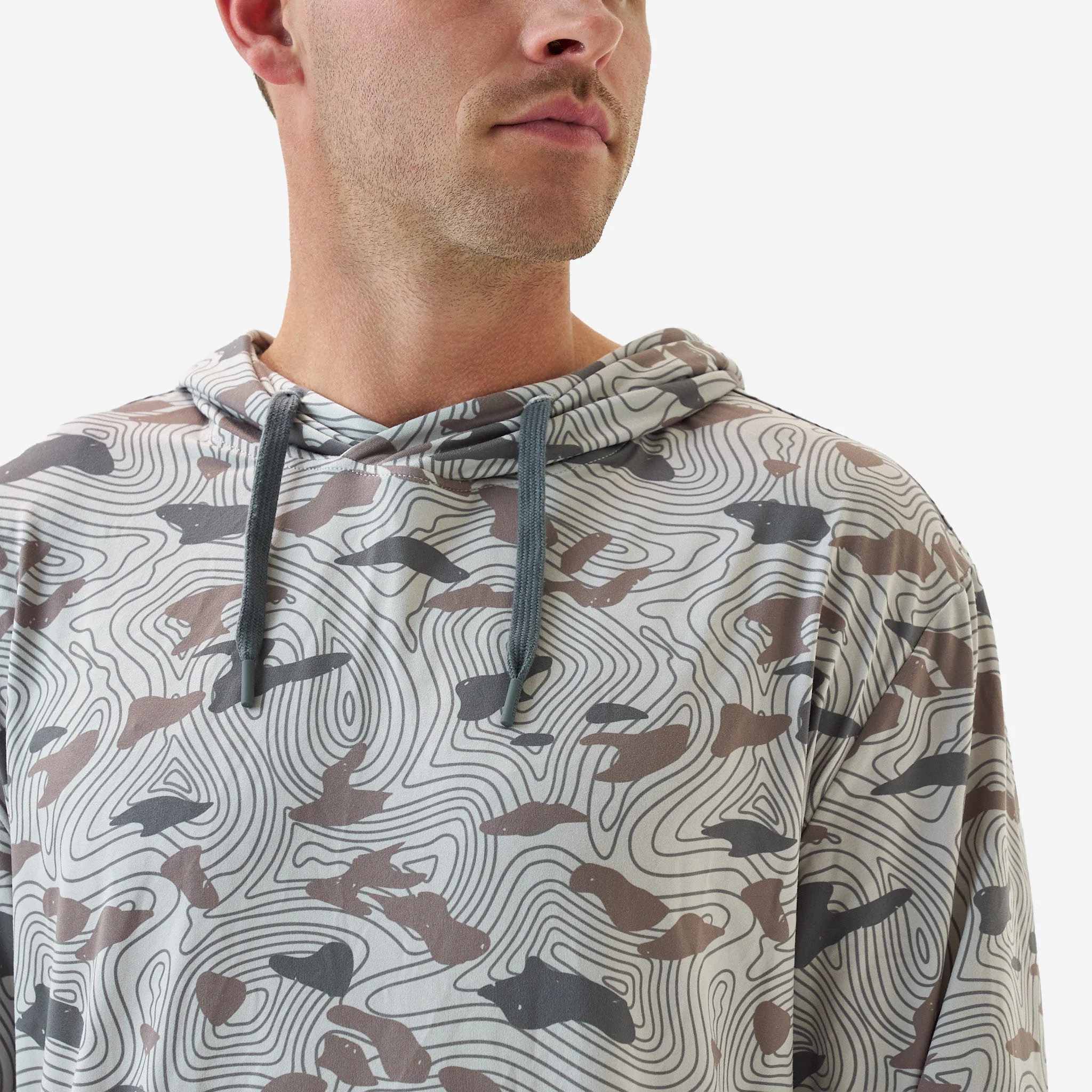 129-performance-hoodie-topo-desert-camo-3.webp Performance Hoodie - Topo Desert Camo
