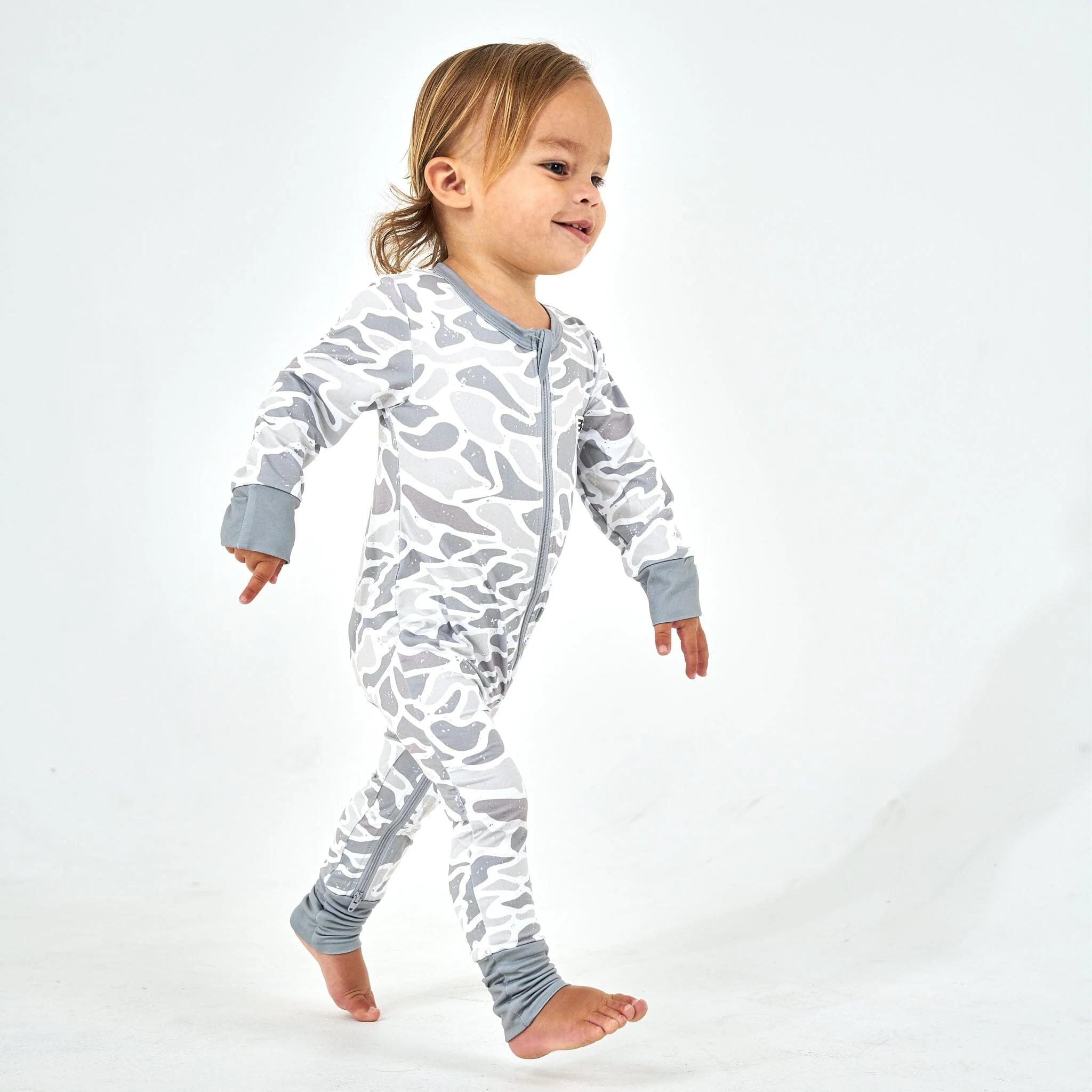 1917-baby-zip-up-white-camo-1.webp Baby Zip Up - White Camo