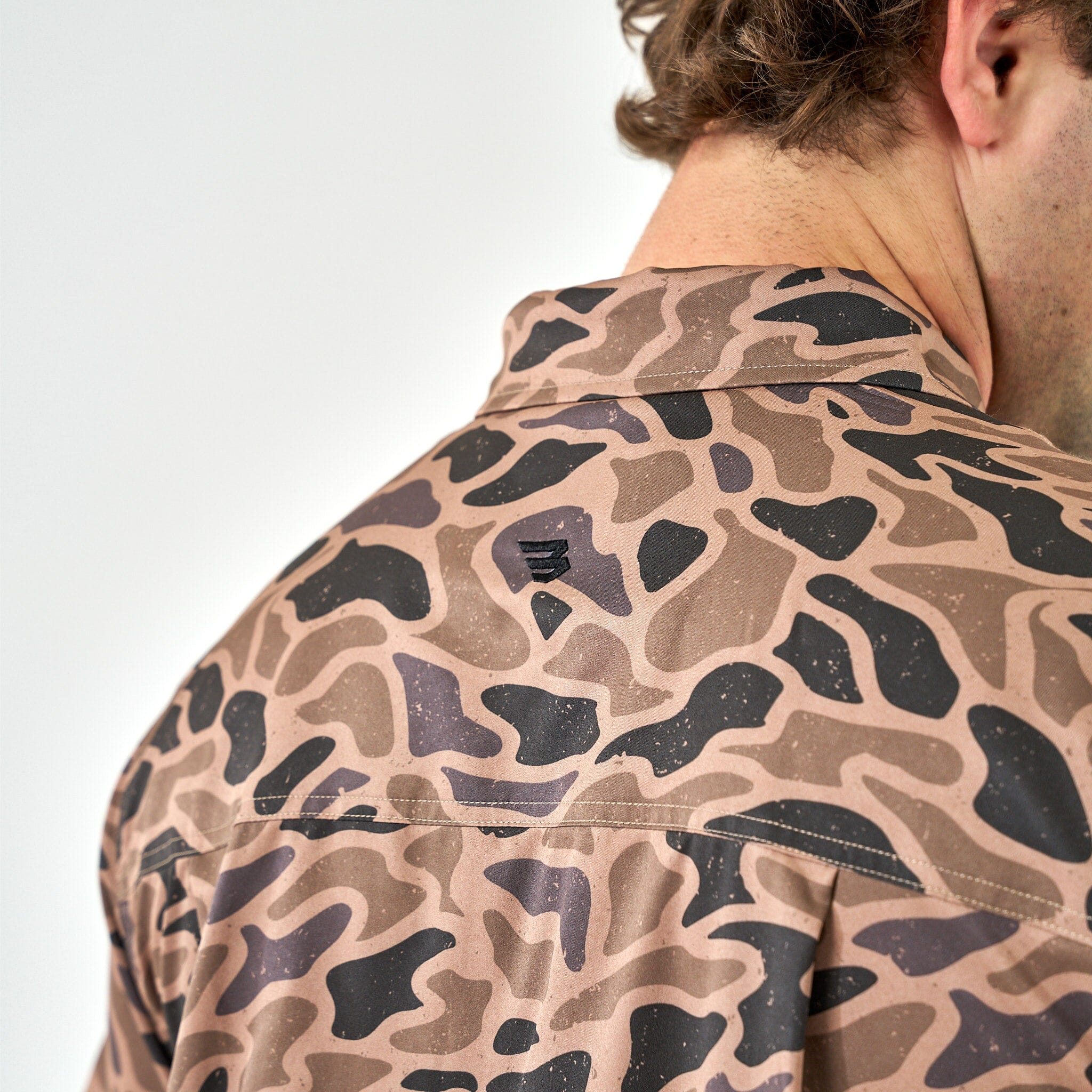 Performance Button Up - Gauge Camo