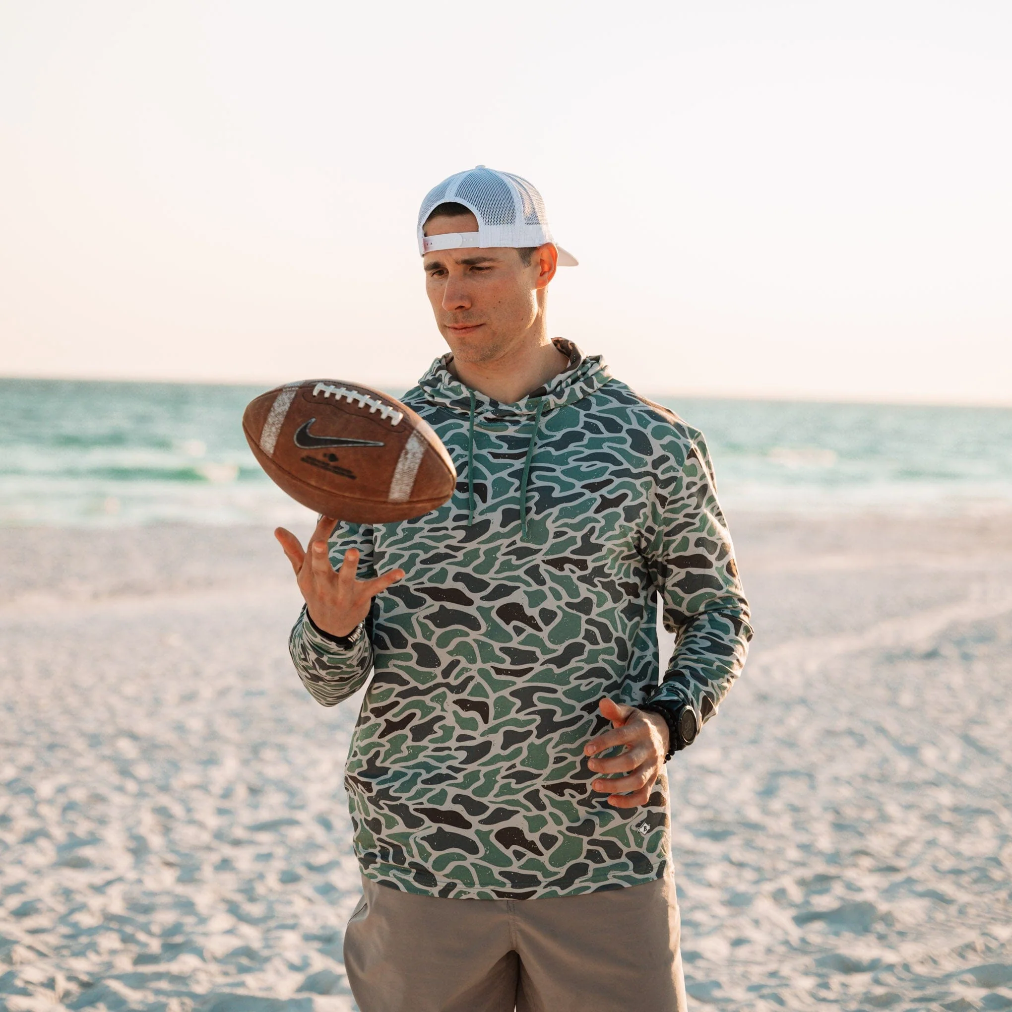 3227-performance-hoodie-retro-duck-camo-2.webp Performance Hoodie - Retro Duck Camo
