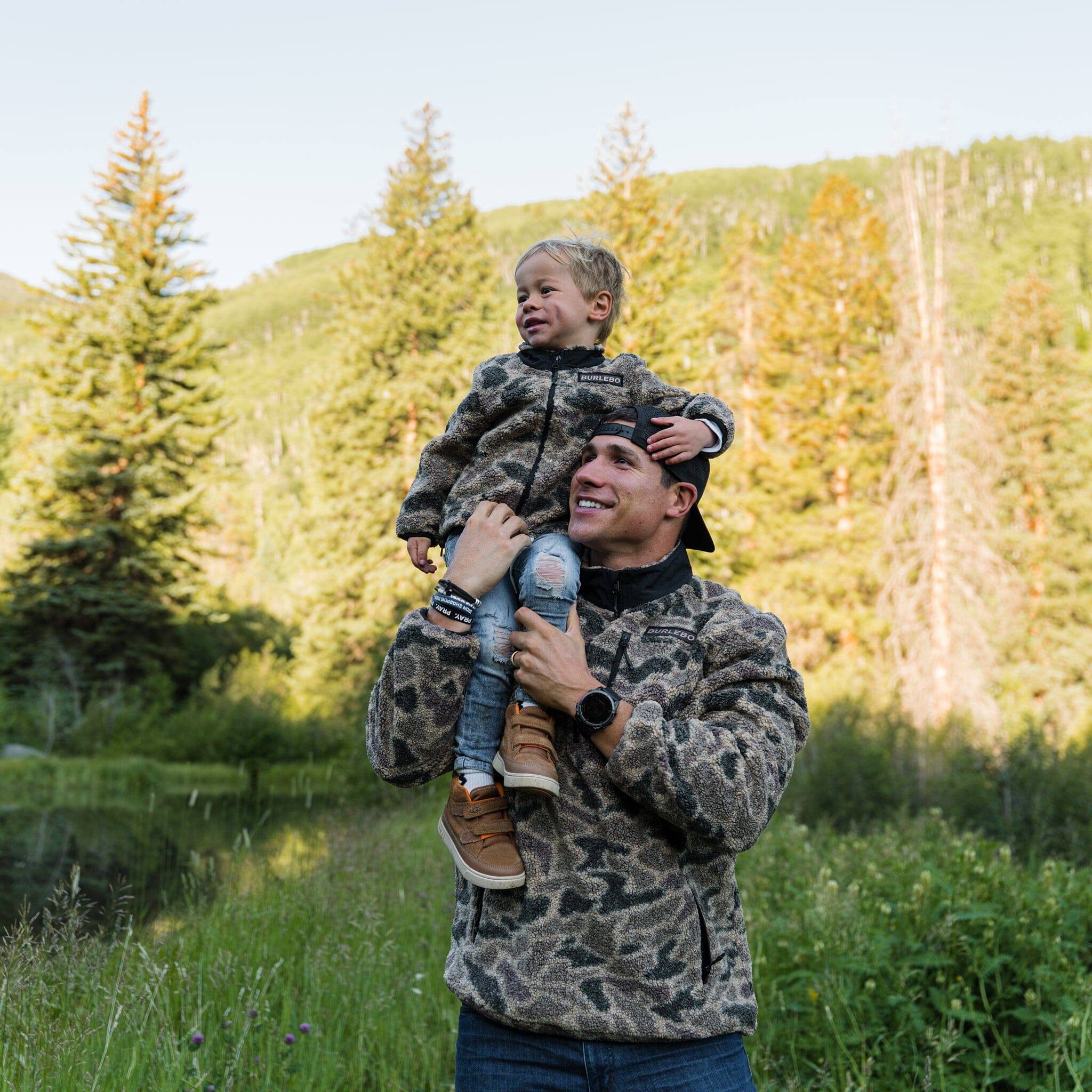3576-sherpa-quarter-zip-rocky-mountain-camo-2.jpg Sherpa - Quarter Zip - Rocky Mountain Camo