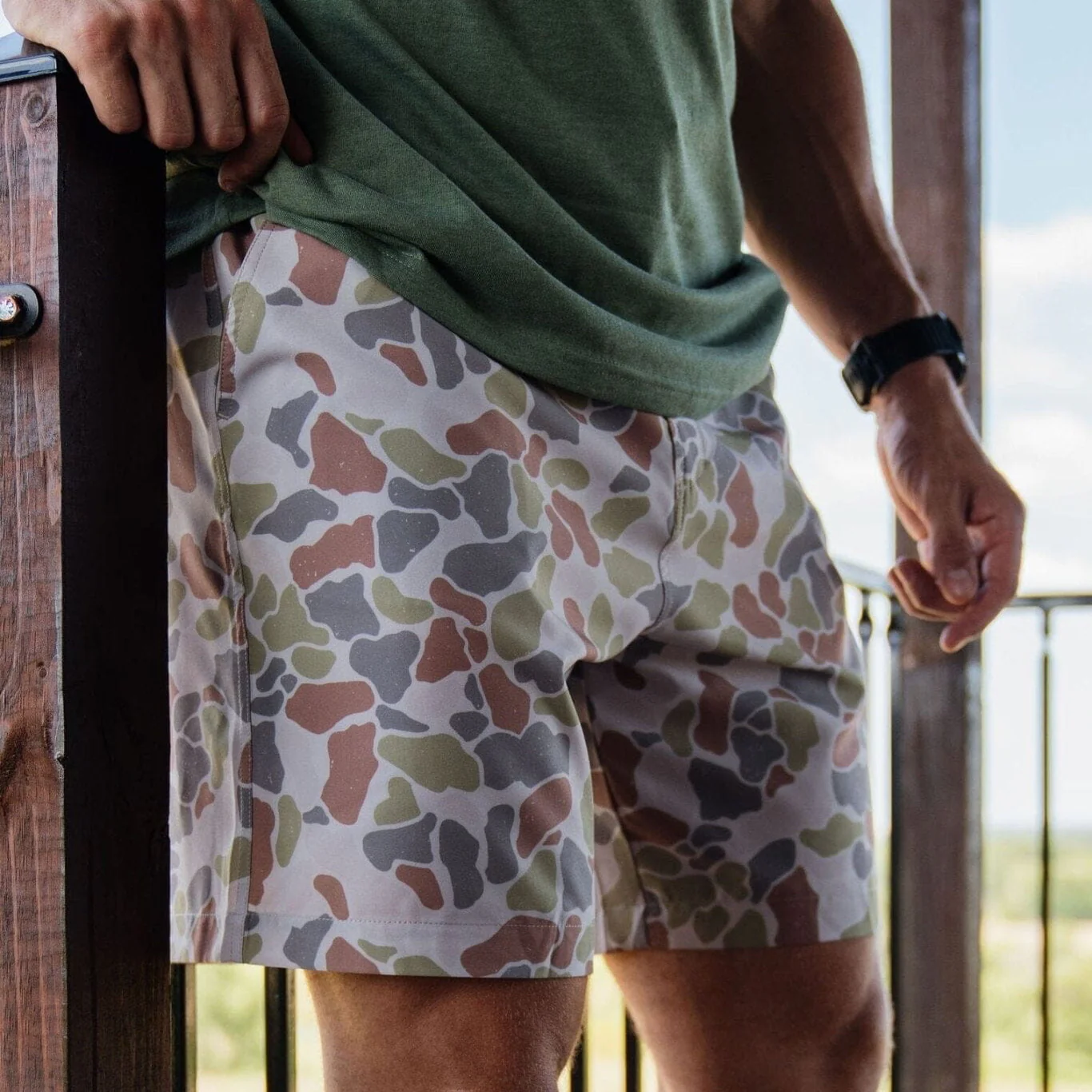 4626-everyday-short-driftwood-camo-grey-pocket-2.webp Everyday Short - Driftwood Camo - Grey Pocket
